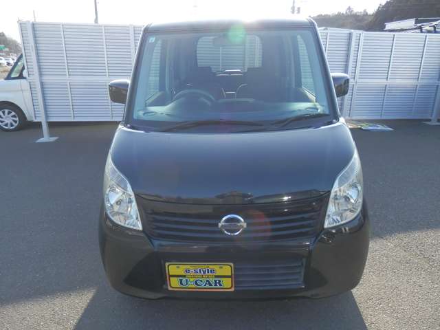 2011 Nissan Roox – thumbnail 2