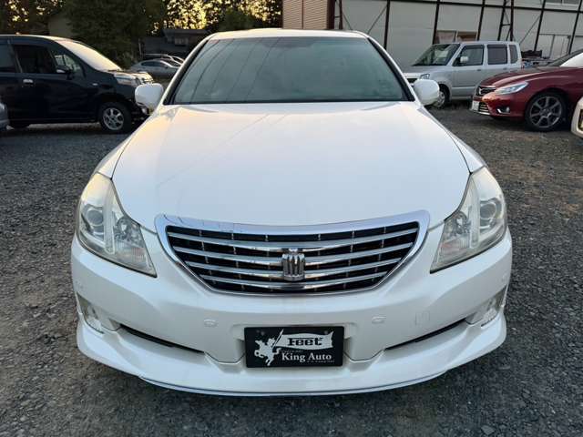 2008 Toyota Crown Royal – thumbnail 3