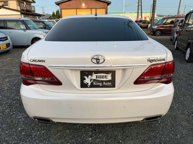 2008 Toyota Crown Royal – thumbnail 4