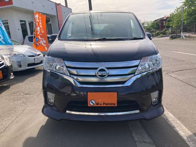2011 Nissan Serena – thumbnail 2
