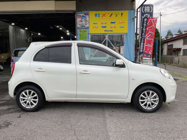 2011 Nissan March – thumbnail 4