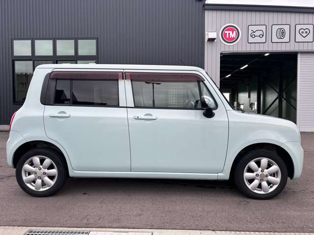 2010 Suzuki Alto Lapin – thumbnail 4