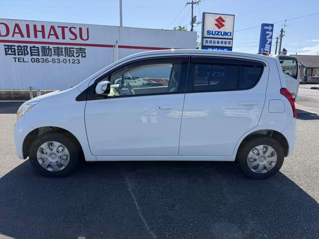 2010 Suzuki Alto – thumbnail 4