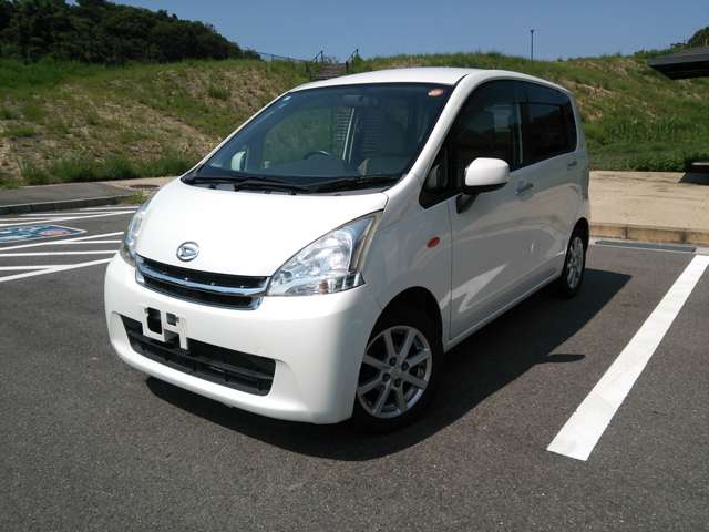 2011 Daihatsu Move – thumbnail 2