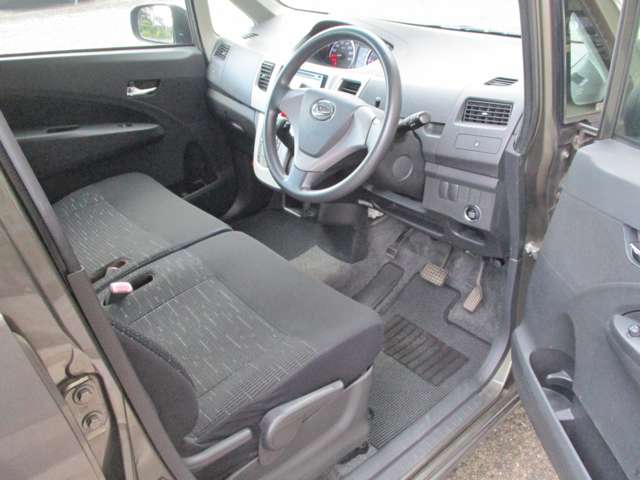 2011 Daihatsu Move – thumbnail 2