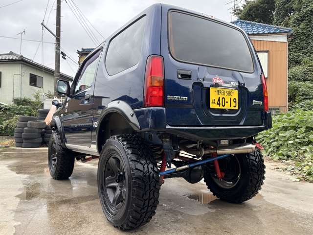 2009 Suzuki Jimny – thumbnail 4