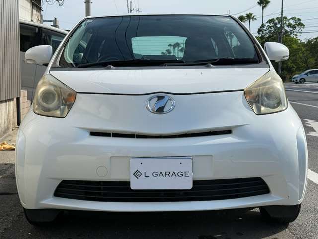 2010 Toyota iQ – thumbnail 3