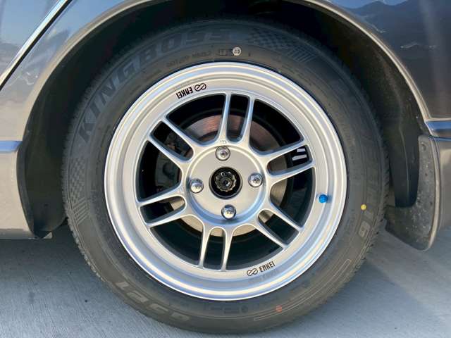 1993 Nissan Skyline – thumbnail 3