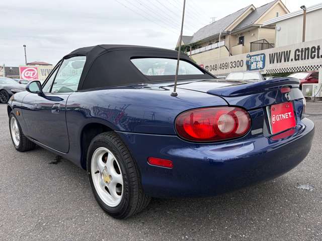 2001 Mazda Roadster – thumbnail 4