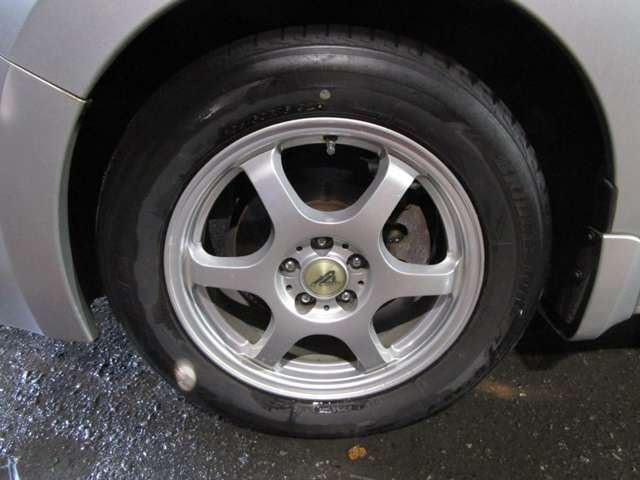 2009 Subaru Exiga – thumbnail 2