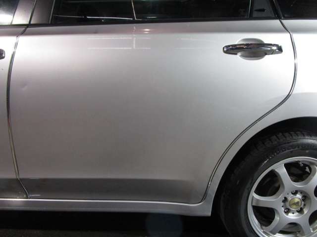 2009 Subaru Exiga – thumbnail 4