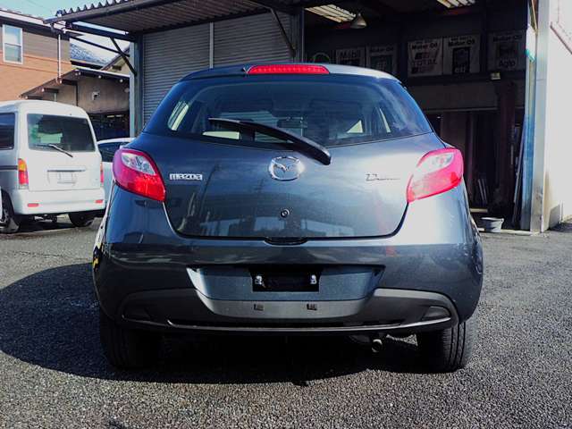 2009 Mazda Demio – thumbnail 3