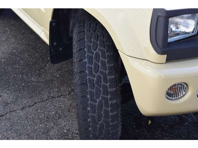 2004 Mitsubishi Pajero Mini – thumbnail 4