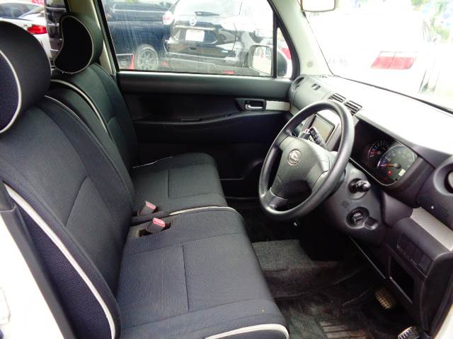 2009 Daihatsu Move Conte – thumbnail 2