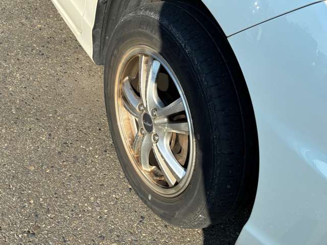 2010 Honda Freed Spike – thumbnail 4