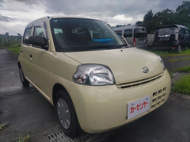2009 Daihatsu Esse