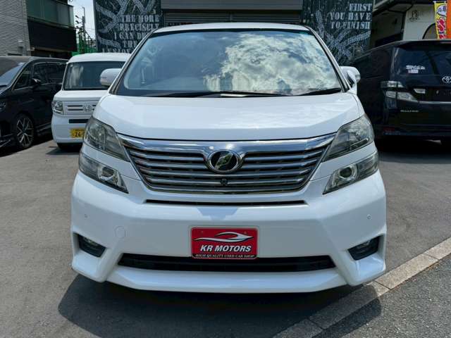 2010 Toyota Vellfire – thumbnail 4