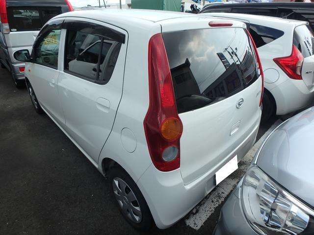 2009 Daihatsu Mira – thumbnail 2