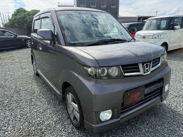 2010 Honda Zest – thumbnail 2