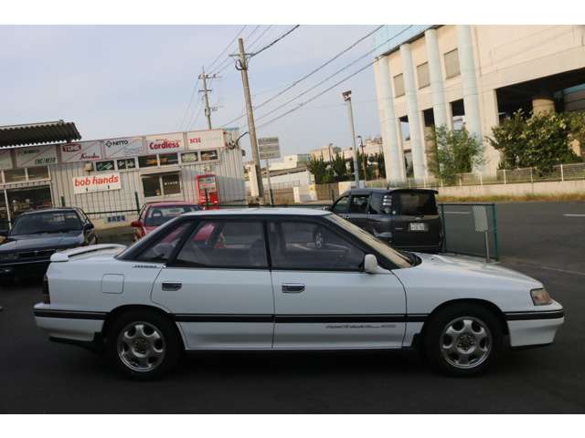 1990 Subaru Legacy Sedan – thumbnail 4