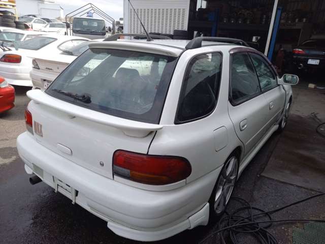 1997 Subaru Impreza Sports Wagon – thumbnail 2