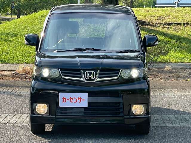 2010 Honda Zest – thumbnail 3