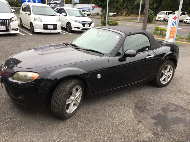 2005 Mazda Roadster