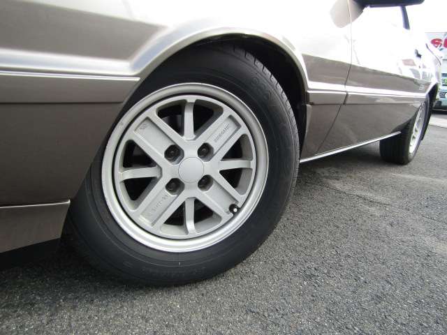 1987 Mitsubishi Starion – thumbnail 4