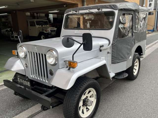 1992 Mitsubishi Jeep – thumbnail 2