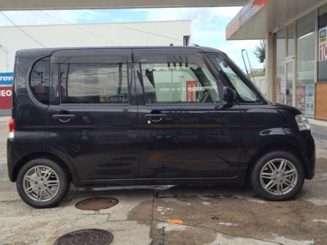 2009 Daihatsu Tanto – thumbnail 2