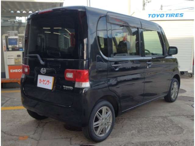 2009 Daihatsu Tanto – thumbnail 3