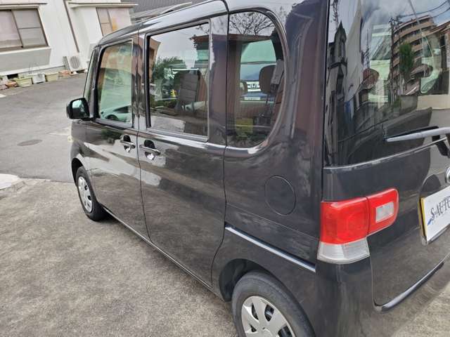 2009 Daihatsu Tanto – thumbnail 2