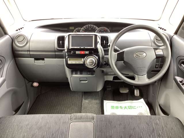 2009 Daihatsu Tanto – thumbnail 2