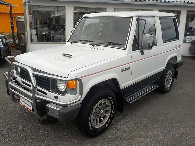 1989 Mitsubishi Pajero – thumbnail 3