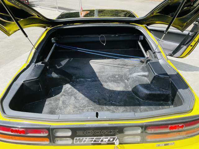 1991 Nissan Fairlady Z – thumbnail 4