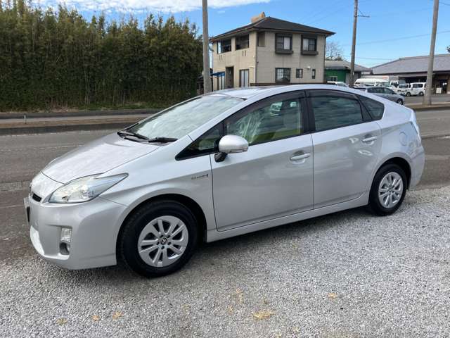 2010 Toyota Prius – thumbnail 4