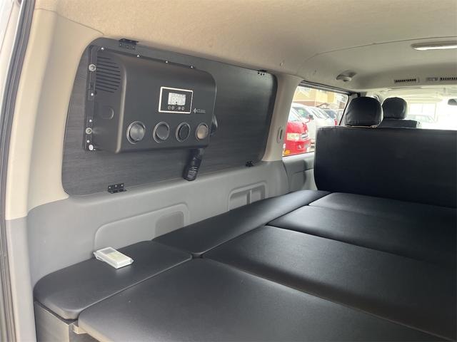 2006 Toyota Hiace – thumbnail 3