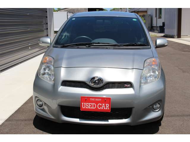 2009 Toyota Vitz – thumbnail 2