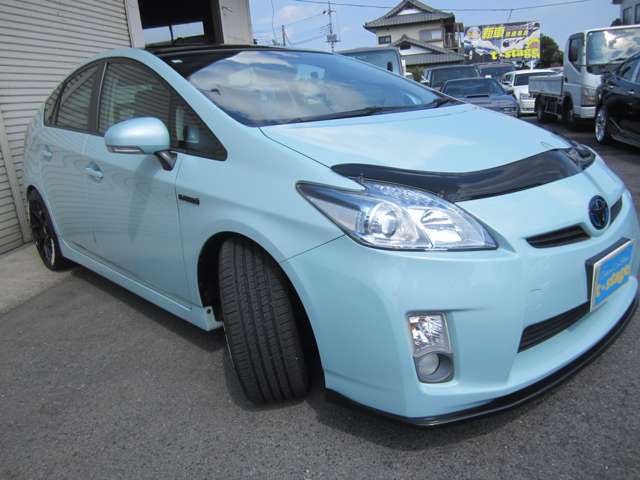 2010 Toyota Prius – thumbnail 3
