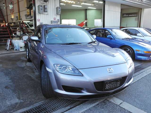 2004 Mazda RX-8 – thumbnail 3