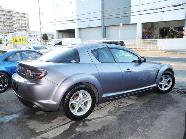2004 Mazda RX-8 – thumbnail 4