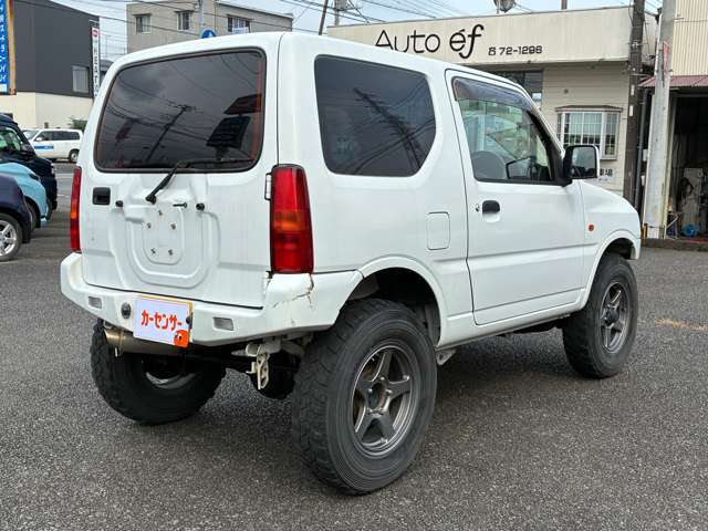 2009 Suzuki Jimny – thumbnail 4