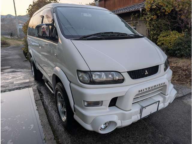 2003 Mitsubishi Delica Space Gear – thumbnail 2