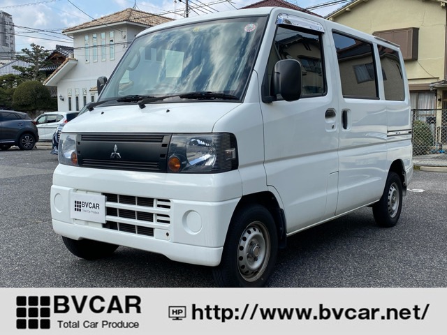 2009 Mitsubishi Minicab Van