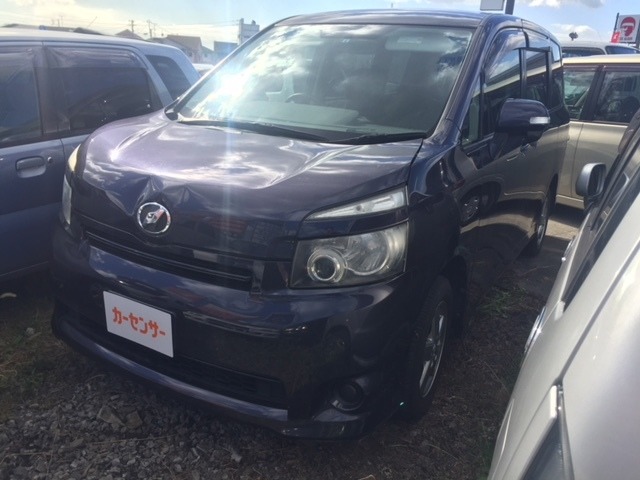 2009 Toyota Voxy