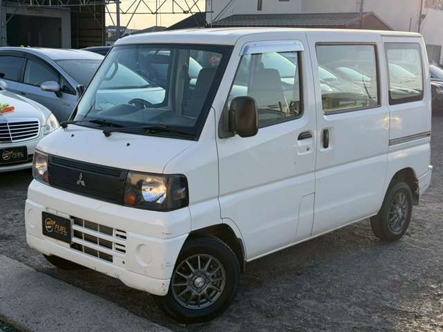 2010 Mitsubishi Minicab Van – thumbnail 3