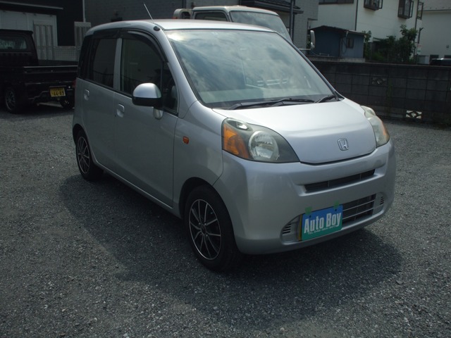 2010 Honda Life