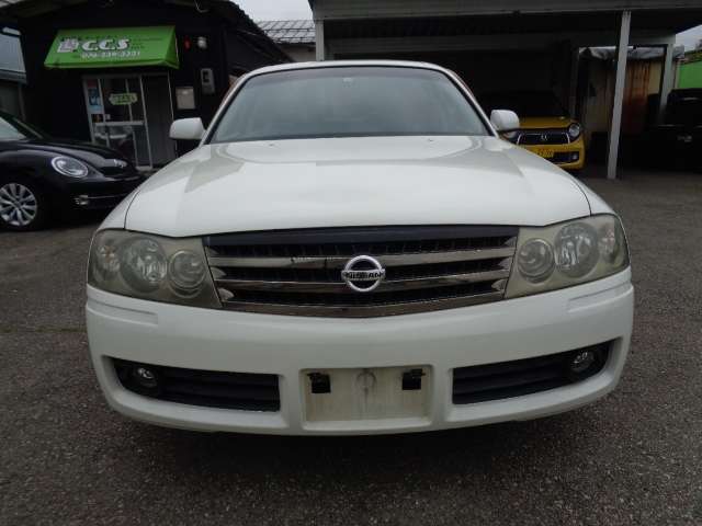 2001 Nissan Gloria – thumbnail 2