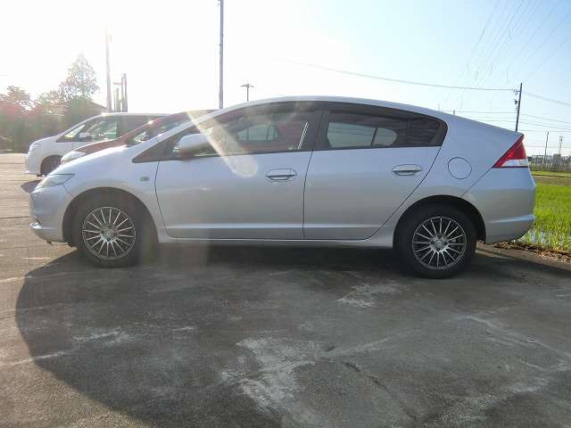 2010 Honda Insight – thumbnail 3