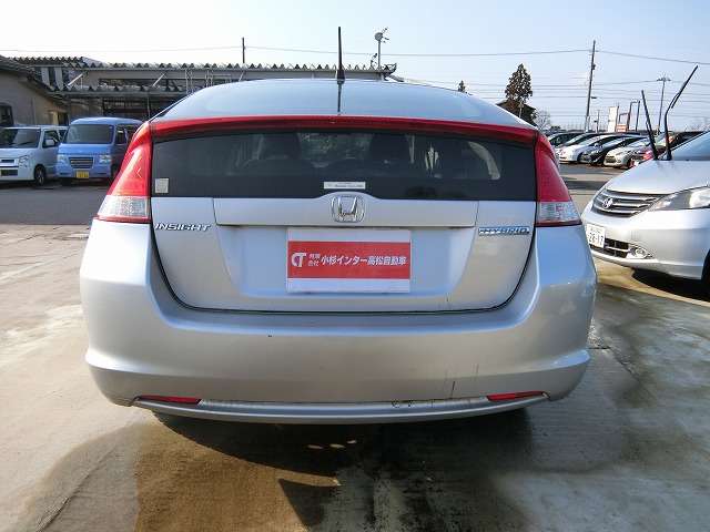 2010 Honda Insight – thumbnail 4